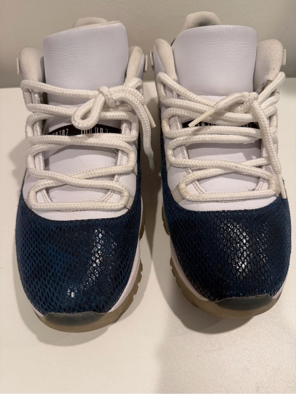 Air Jordan 11 Retro Low LE "Blue Snakeskin"
